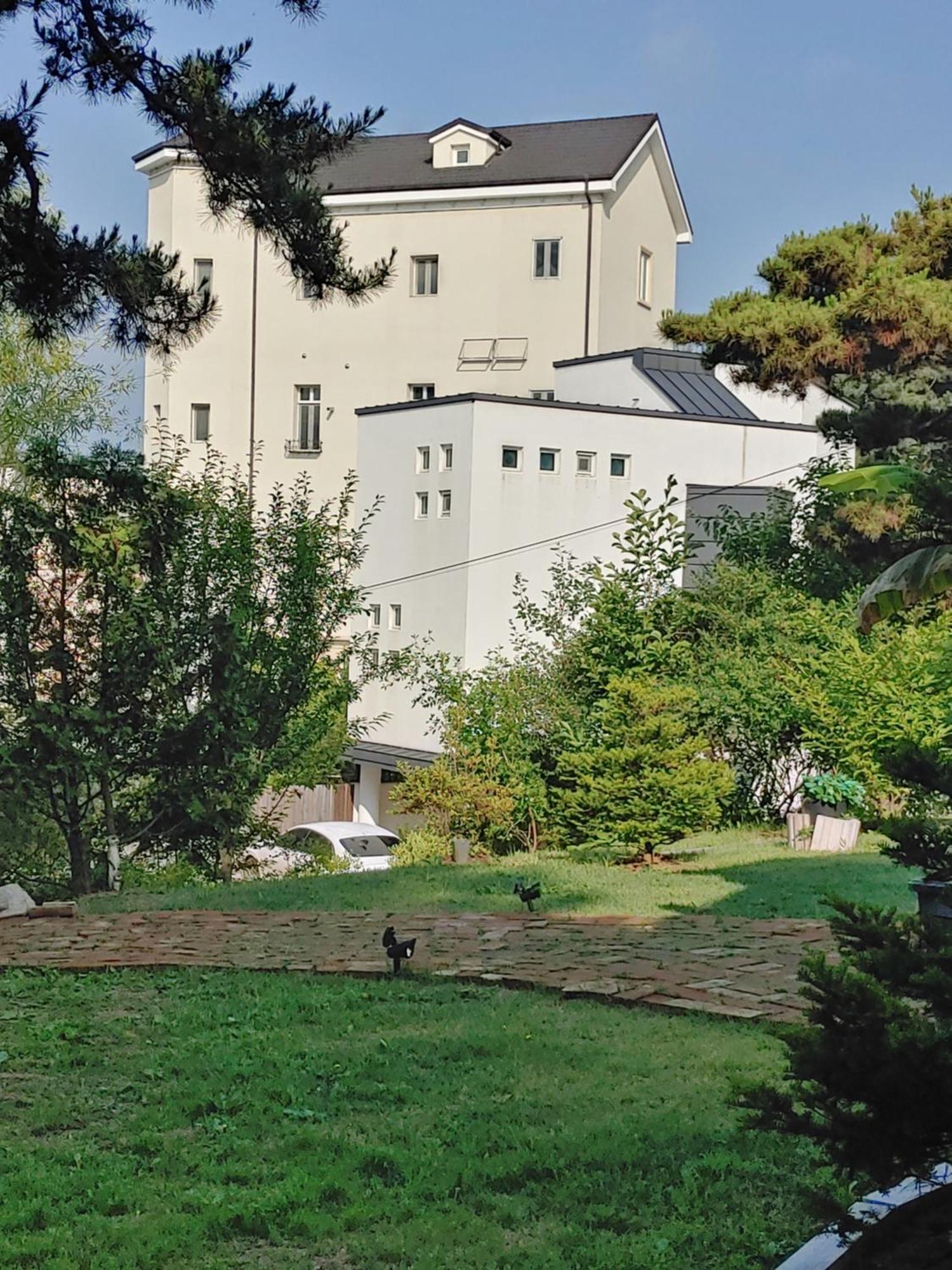The Castle Stay Чхунчхон Экстерьер фото